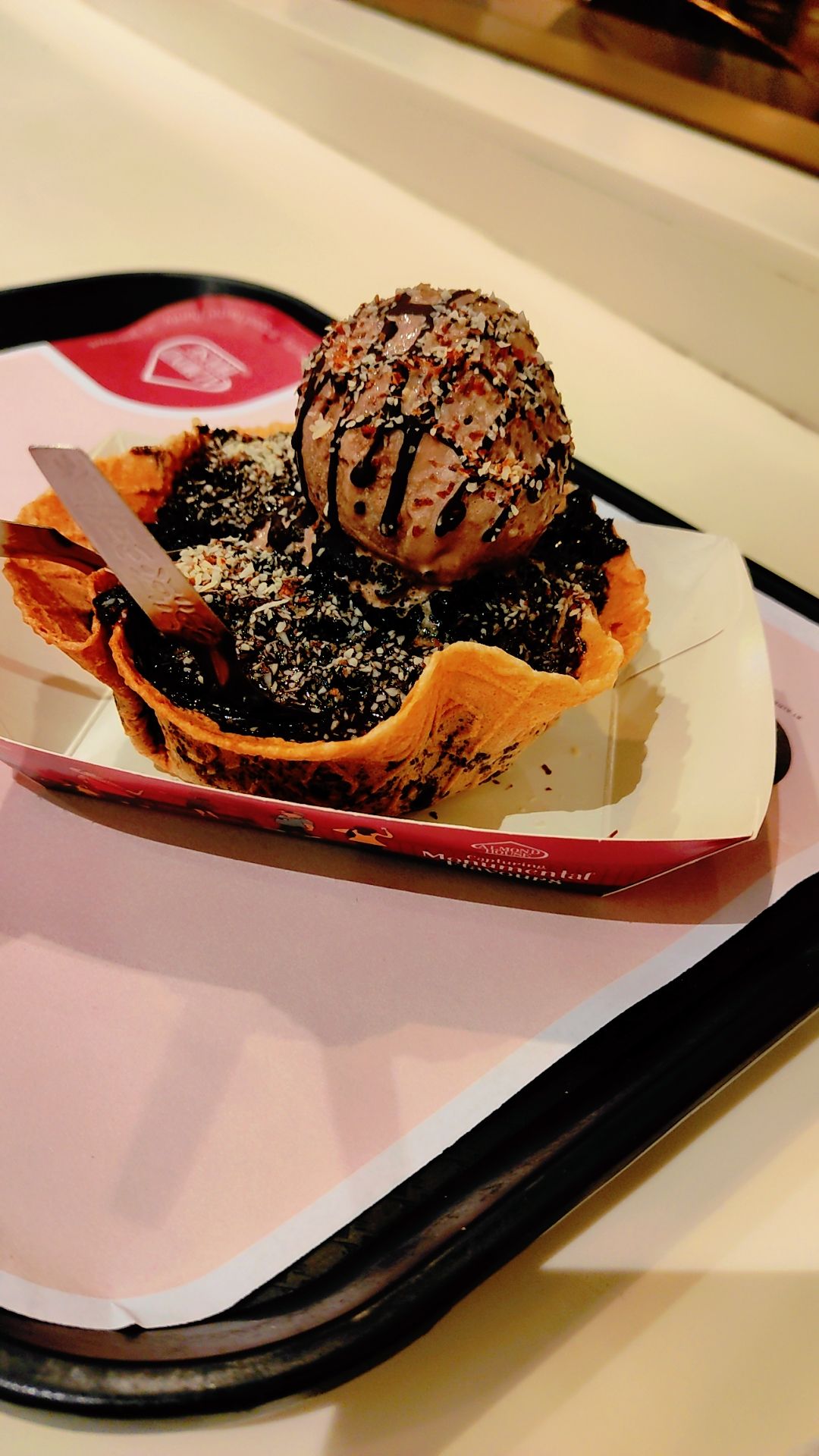 Scoopable nutella cookie